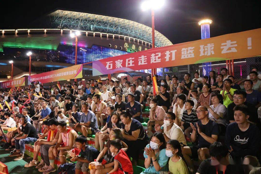 Doinb重返赛场，夺冠首场状态出色，瑞士队观众沸腾！